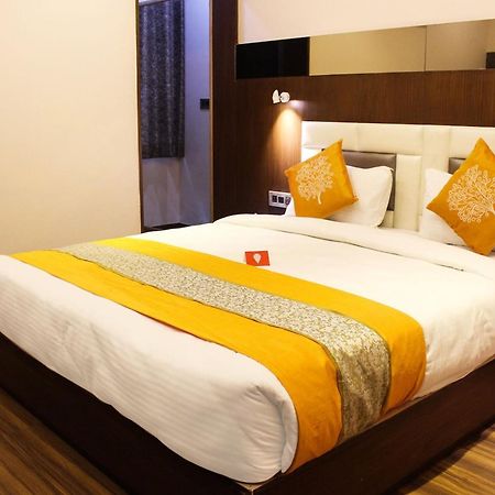 אגרה Hotel Rudra Vilas מראה חיצוני תמונה
